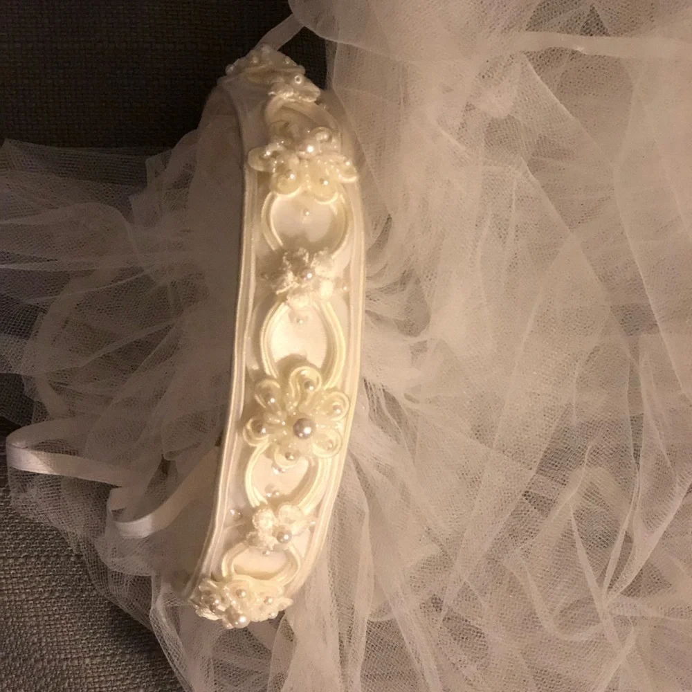 Wedding vail headband